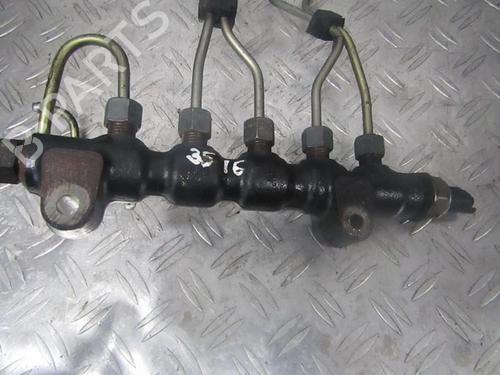 Used Injection rail Injection rail 35668002 35668002