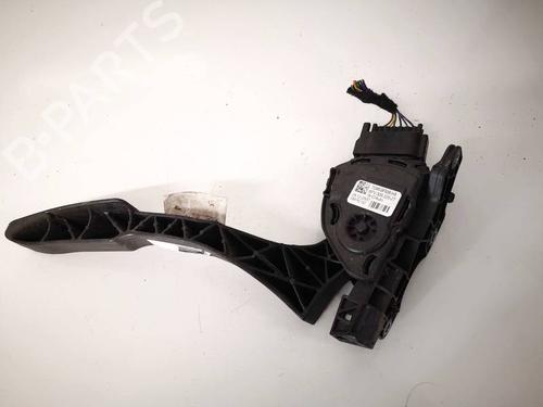 Used Pedal Pedal 34840085 34840085