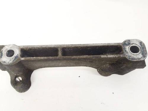 Used Support Support TOYOTA AVENSIS Saloon (_T27_) 2.0 D-4D (ADT270_, ADT270R) (126 hp) 32590902 32590902