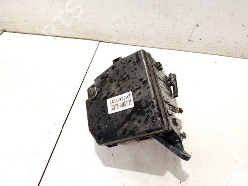 fuse-box-toyota-yaris-_p9_-2005-2006-2007-2008-2009-2010-2011-2012-2013-2014-32554307 main image