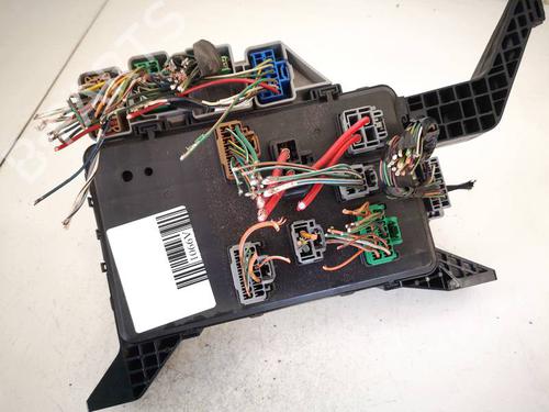 Used Fuse box Fuse box FORD MONDEO III (B5Y) 1.8 16V (110 hp) 32607290 32607290