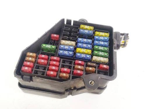 Used Fuse box AUDI A4 B5 (8D2) 1.8 (125 hp) 32601705