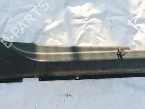 Used Right sideskirt Right sideskirt 35494303 35494303