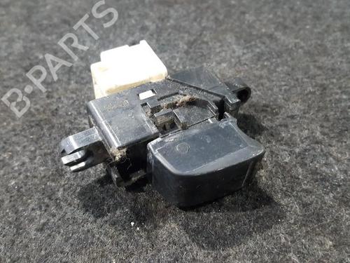 Used Switch Switch NISSAN ALMERA II Hatchback (N16) 1.8 (114 hp) 33483442 33483442
