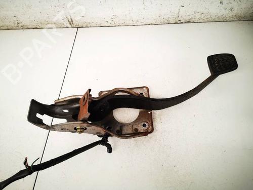 Used Pedal Pedal TOYOTA AVENSIS (_T25_) 2.0 D-4D (CDT250_, CDT250R) (116 hp) 40052757 40052757
