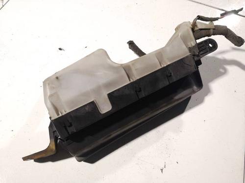 Used Fuse box Fuse box TOYOTA COROLLA (_E12_) 2.0 D-4D (CDE120R, CDE120L_) (110 hp) 32579944 32579944