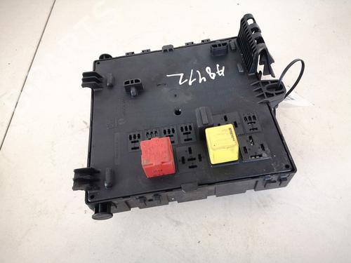Used Fuse box Fuse box SAAB 9-3 (YS3F, E79, D79, D75) 2.2 TiD (125 hp) 32915721 32915721