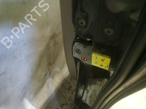 Højre bagtil lås Højre bagtil lås VOLVO S60 I (384) 2.4 (170 hp) 34987940 34987940