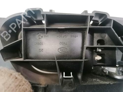 Front left interior door handle CITROËN C5 III (RD_) 1.6 HDi 110 (RD9HZC) | BP35421266I13 - Image 3