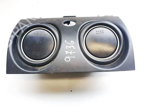Used Air vent MITSUBISHI COLT VI (Z3_A, Z2_A) 1.3 (Z21A) (95 hp) 32588486