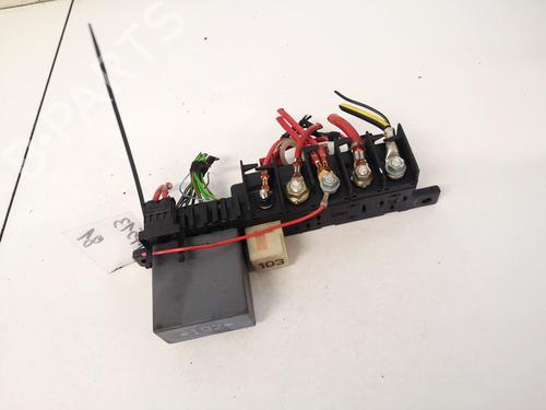 Used Fuse box Fuse box SEAT TOLEDO II (1M2) 1.9 TDI (110 hp) 32888426 32888426