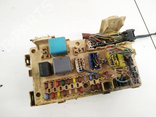 Used Fuse box Fuse box TOYOTA AVENSIS (_T25_) 2.0 D-4D (CDT250_, CDT250R) (116 hp) 32897529 32897529