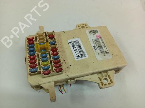 Used Fuse box Fuse box 37456557 37456557