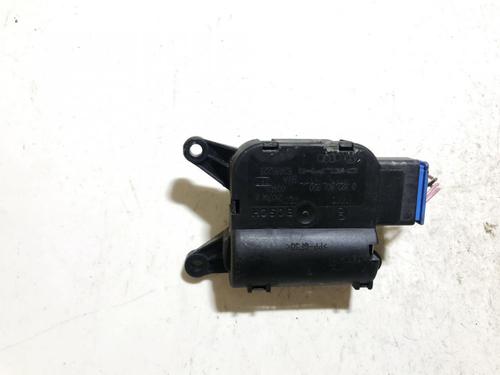 Used Electronic module Electronic module VW TOUAREG (7LA, 7L6, 7L7) 2.5 R5 TDI (174 hp) 33515520 33515520