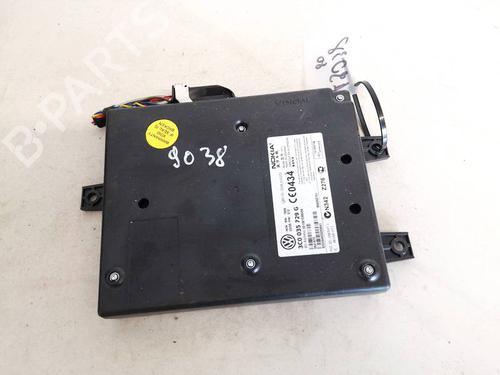 Used Electronic module Electronic module VW PASSAT B6 (3C2) 2.0 TDI (140 hp) 32940156 32940156