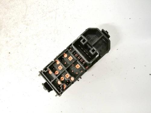 Switch DAIHATSU SIRION (M3_) 1.0 (M300) | BP32576303I30 
