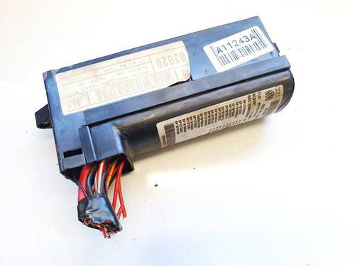 Fuse box SEAT ALTEA (5P1) 2.0 TDI 16V | BP33862020E1 - Image 3