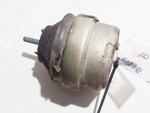 Used Engine mount Engine mount VW PASSAT B5.5 (3B3) 2.0 (115 hp) 33061111 33061111