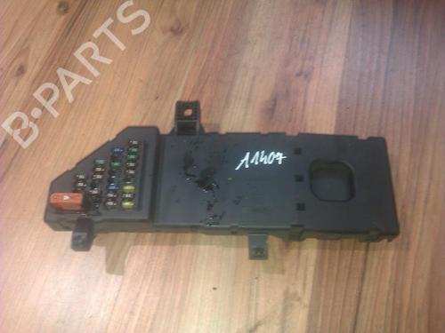 fuse-box-opel-vectra-c-z02-2002-2003-2004-2005-2006-2007-2008-2009-33500350 main image