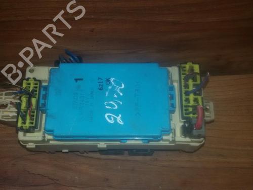 Used Fuse box Fuse box 33481528 33481528