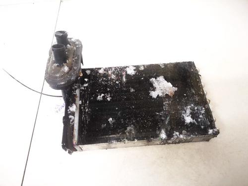 heater-matrix-seat-arosa-6h1-1997-1998-1999-2000-2001-2002-2003-2004-35563349 main image
