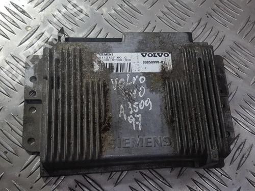 Used Engine control unit (ECU) Engine control unit (ECU) VOLVO S40 I (644) 1.8 (115 hp) 33490964 33490964