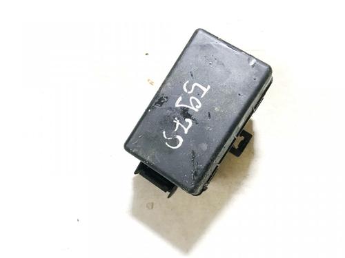 Used Fuse box CHEVROLET CAPTIVA (C100, C140) 2.0 D 4WD (150 hp) 33065222