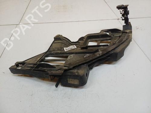 Used Right headlight support Right headlight support VW GOLF VI (5K1) 1.4 TSI (160 hp) 39895446 39895446