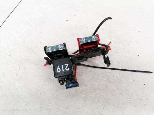 Used Fuse box AUDI A6 C5 (4B2, 4B4) 2.5 TDI (155 hp) 33087146