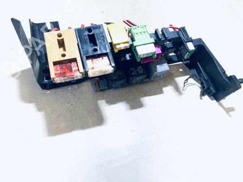 Used Fuse box Fuse box AUDI A6 C5 (4B2, 4B4) 2.5 TDI quattro (180 hp) 33078527 33078527