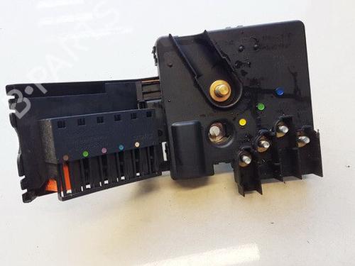 fuse-box-mercedes-benz-e-class-w211-2002-2003-2004-2005-2006-2007-2008-2009-33062432 main image