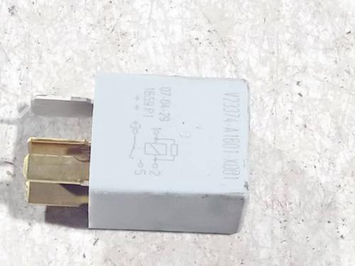Used Electronic sensor Electronic sensor TOYOTA COROLLA Verso (ZER_, ZZE12_, R1_) 2.2 D-4D (AUR10_, AUR10R) (136 hp) 32584743 32584743