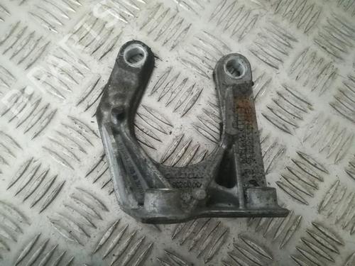 Used Support Support VOLVO XC70 II (136) 2.4 D / D4 AWD (163 hp) 33503676 33503676