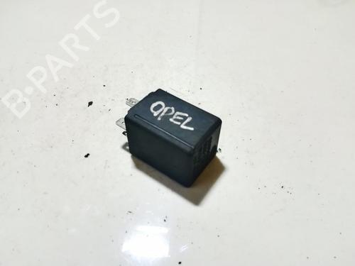 Used Electronic sensor Electronic sensor OPEL OMEGA B (V94) 2.5 DTI (F69, M69, P69) (150 hp) 33512283 33512283