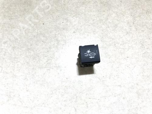 Used Switch Switch TOYOTA YARIS (_P15_) 1.5 (NCP150_) (109 hp) 35643373 35643373