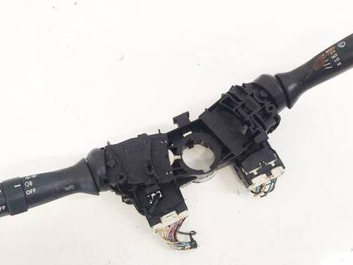 Used Warning switch Warning switch TOYOTA YARIS (_P9_) 1.4 D-4D (NLP90_, NLP90R) (90 hp) 35048626 35048626