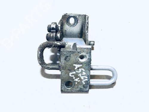 Used Hinge/Door check strap Hinge/Door check strap VW BORA I (1J2) 1.9 TDI (90 hp) 33105356 33105356