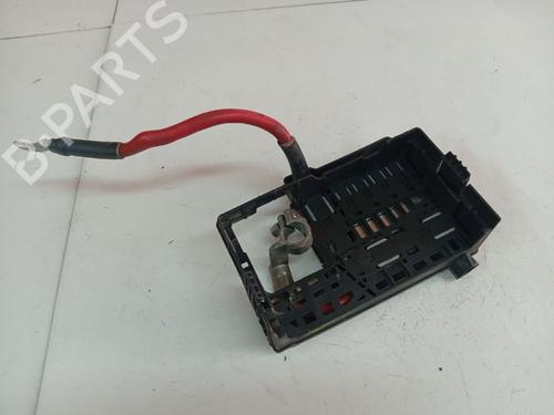 Used Fuse box Fuse box 38791817 38791817