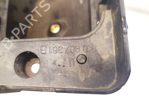 Fuse box VW TIGUAN (5N_) 2.0 TDI 4motion | BP32577952E1 - Image 3