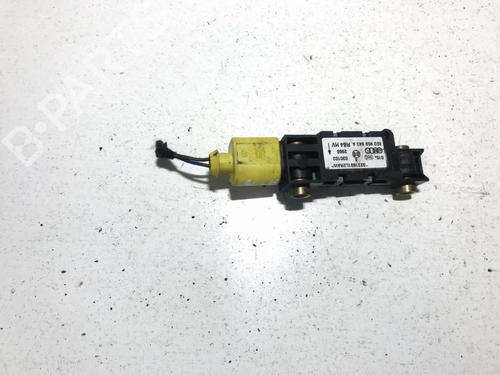 electronic-module-audi-a4-b6-8e2-2000-2001-2002-2003-2004-2005-33506657 main image