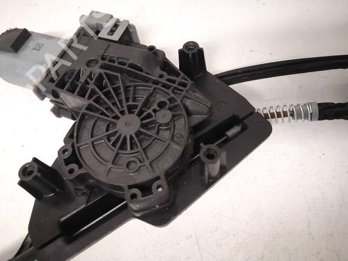 Right front window motor TESLA MODEL S (5YJS) 75 | BP36546641E20 - Image 2
