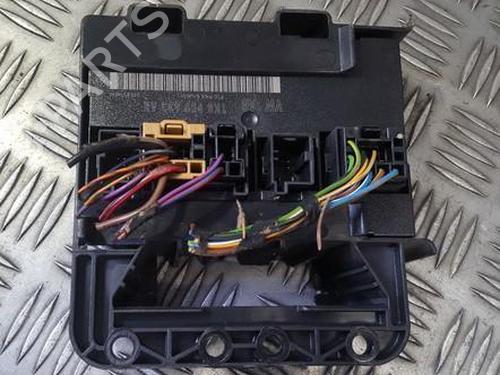 Used Electronic module Electronic module VW GOLF V (1K1) 1.9 TDI (105 hp) 35683146 35683146