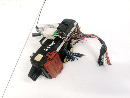 Used Fuse box Fuse box MITSUBISHI CARISMA (DA_) 1.6 (DA1A) (99 hp) 32891296 32891296