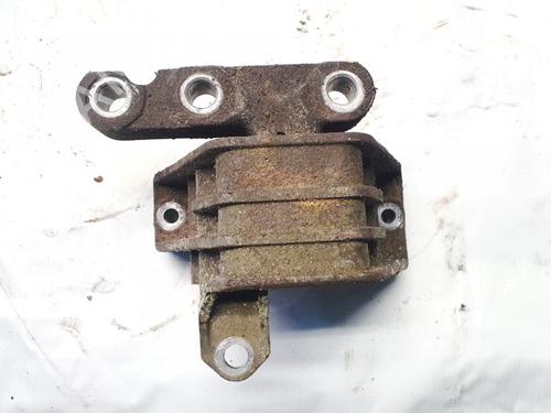 Used Engine mount Engine mount OPEL VECTRA C (Z02) 2.0 DTI 16V (F69) (101 hp) 32896879 32896879