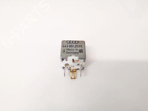 Used Electronic sensor Electronic sensor AUDI 80 B3 Saloon (893, 894, 8A2) 1.8 S (90 hp) 33066302 33066302