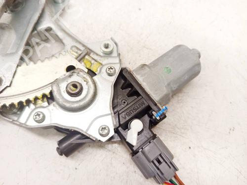 Right front window motor ISUZU D-MAX II (TFR, TFS) 1.9 Ddi (TFR87J) | BP38429941E20 - Image 3
