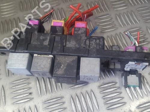 Used Fuse box Fuse box AUDI A3 (8L1) 1.8 (125 hp) 33495024 33495024
