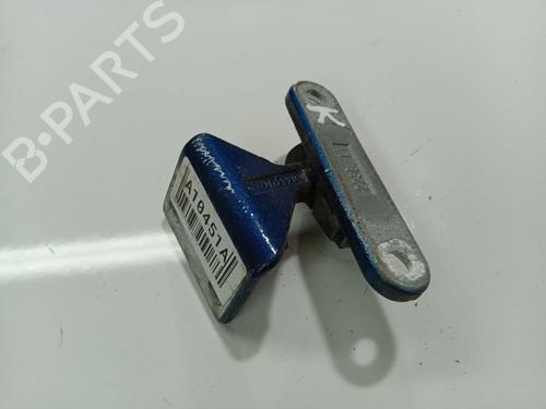 hingedoor-check-strap-mercedes-benz-c-class-w203-2000-2001-2002-2003-2004-2005-2006-2007-32544504 main image