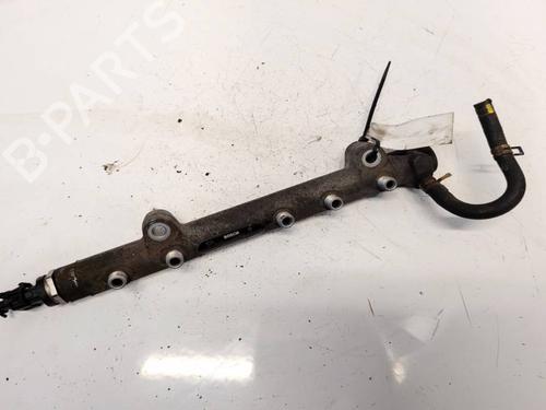 Used Injection rail Injection rail 35136189 35136189