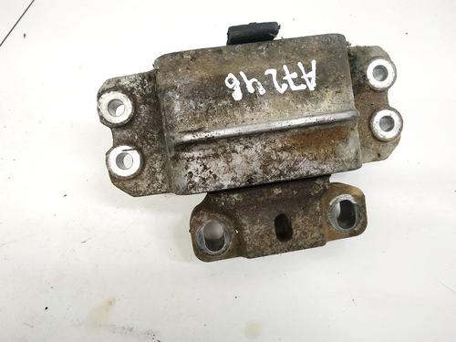 engine-mount-vw-passat-b6-3c2-2005-2006-2007-2008-2009-2010-2011-32894459 main image